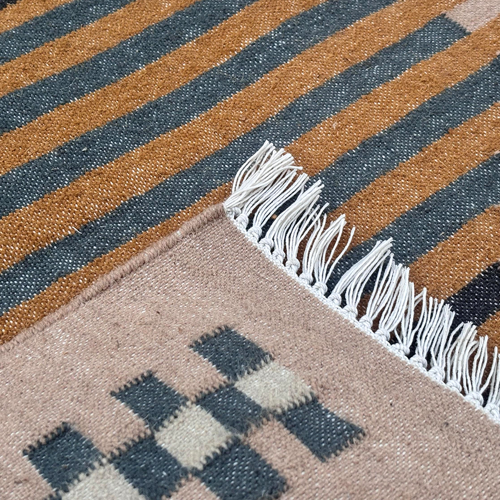 Handcrafted Wool Multicolor Vintage Dhurrie For Living